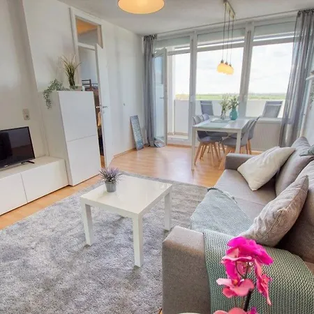 - Haus L, App 0l1003 Apartment